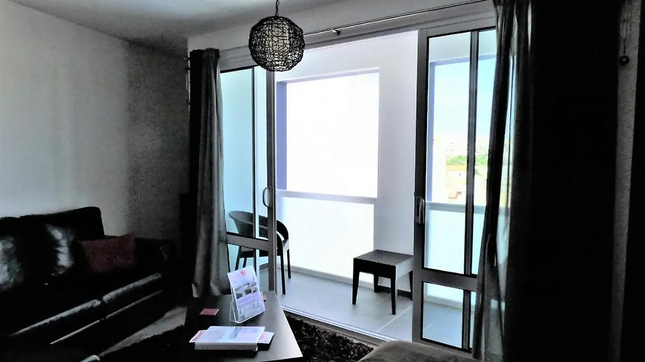Bay View Old Town Apartments البوفيرا